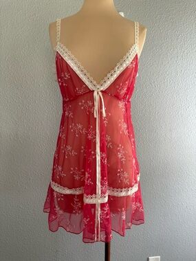 Vintage Y2K VS Cottagecore Babydoll Size Small Eyelet Embroidered Slip Dress